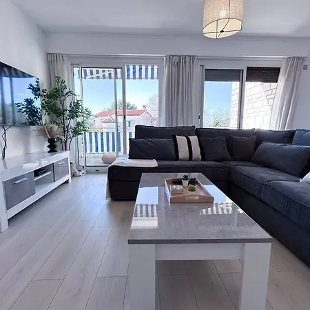 Laverne - Stunning Sea View T3 With South-facing Terrace Appartement *